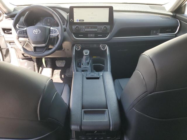 Toyota Camry Interior